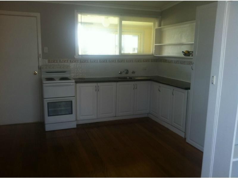 8 Whiting Street, Pioneer Bay VIC 3984