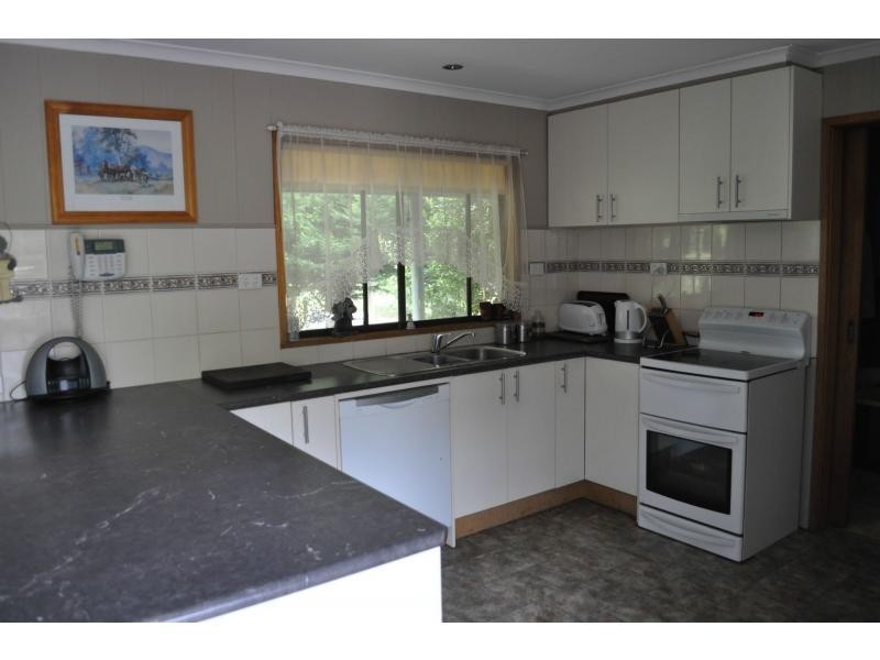 85 Forrest Road, Nyora VIC 3987