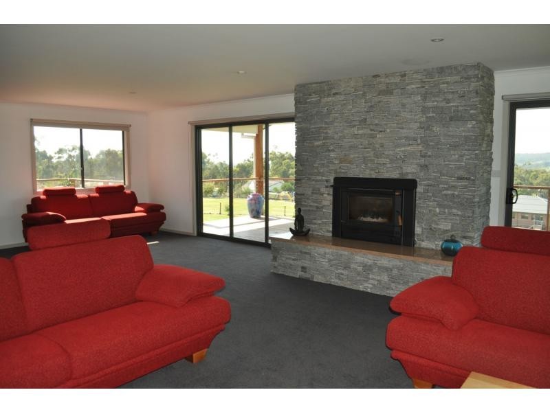 21 Henrys Road, Nyora VIC 3987