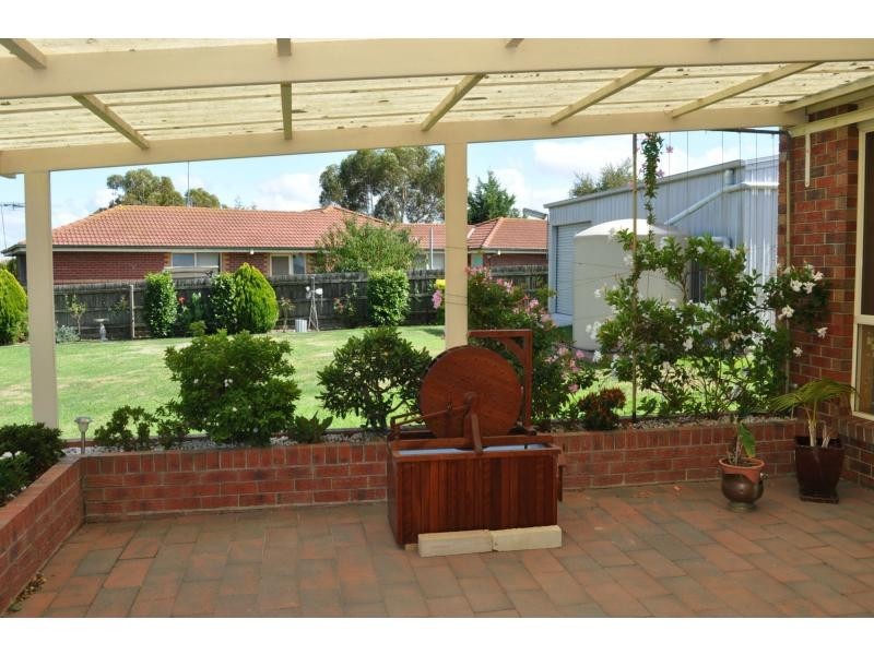 5 Gainsborough Avenue, Lang Lang VIC 3984