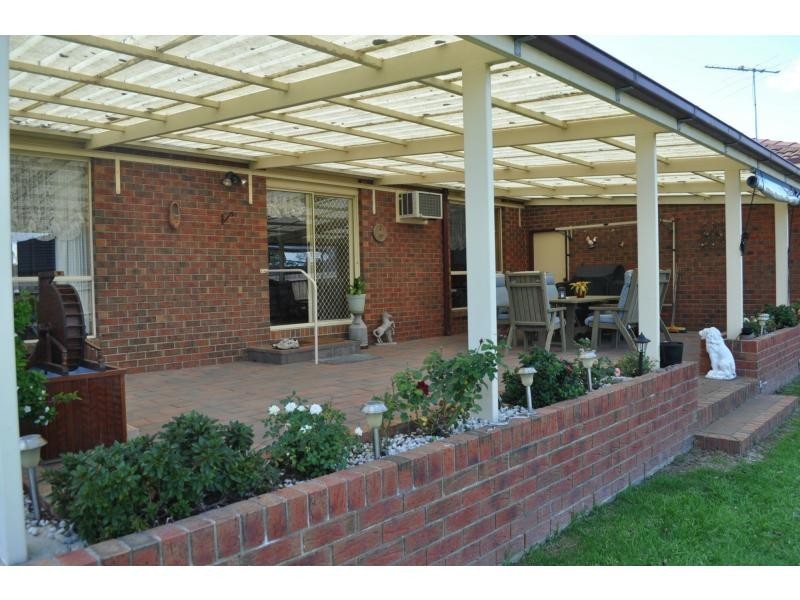 5 Gainsborough Avenue, Lang Lang VIC 3984