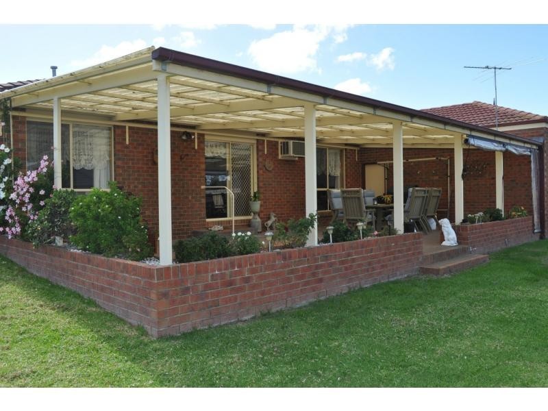 5 Gainsborough Avenue, Lang Lang VIC 3984
