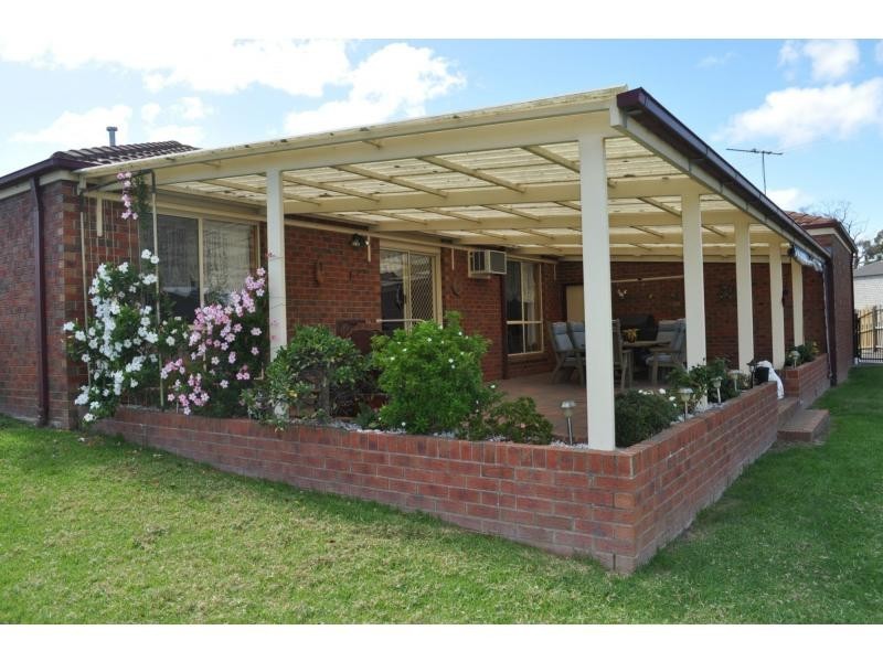 5 Gainsborough Avenue, Lang Lang VIC 3984