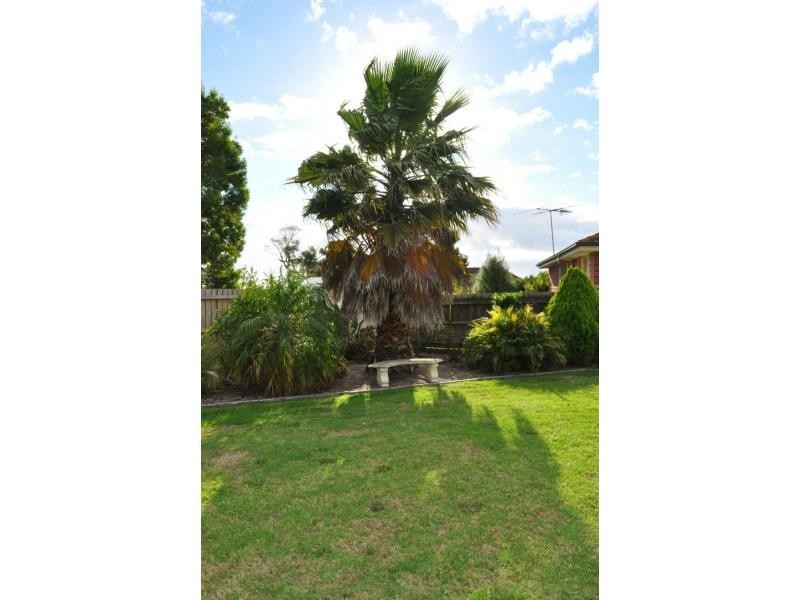 5 Gainsborough Avenue, Lang Lang VIC 3984