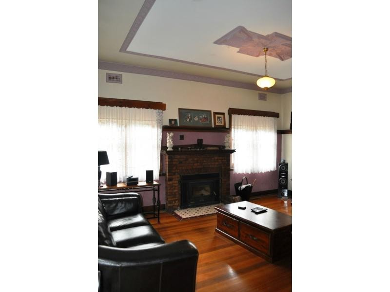 372 Rossiter Road, Koo Wee Rup VIC 3981