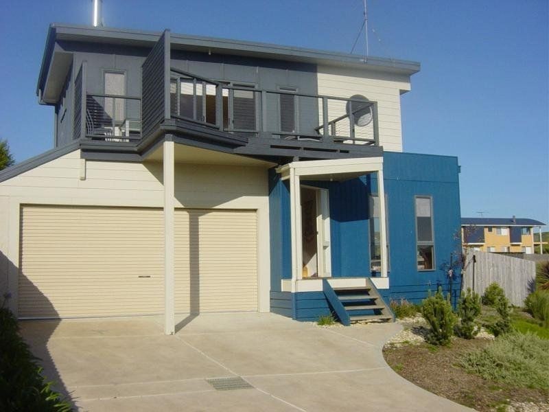 73 Penniwells Drive, San Remo VIC 3925