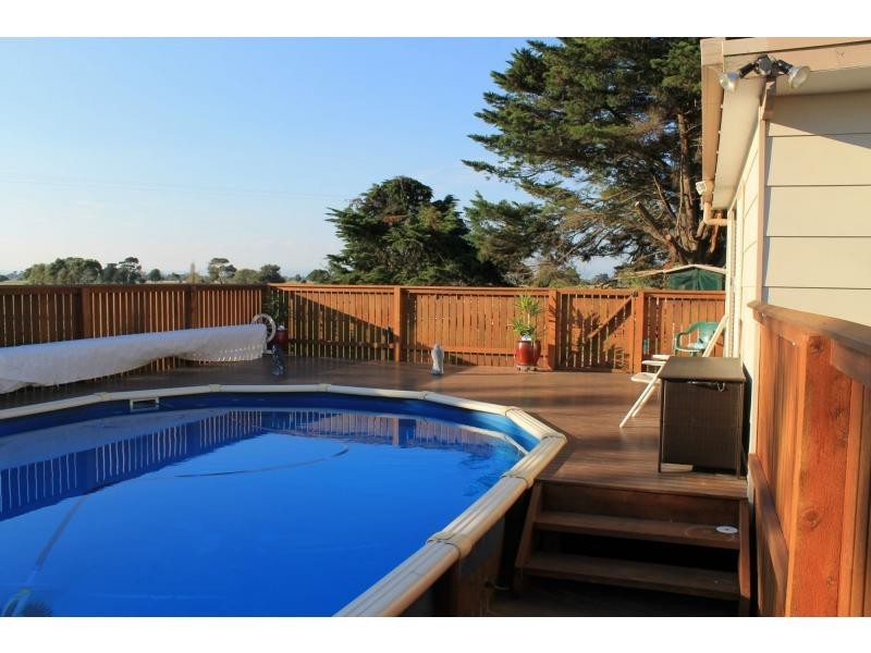 90 Forrest Road, Yannathan VIC 3981