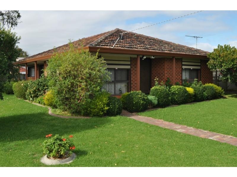 31 Sybella Avenue, Koo Wee Rup VIC 3981