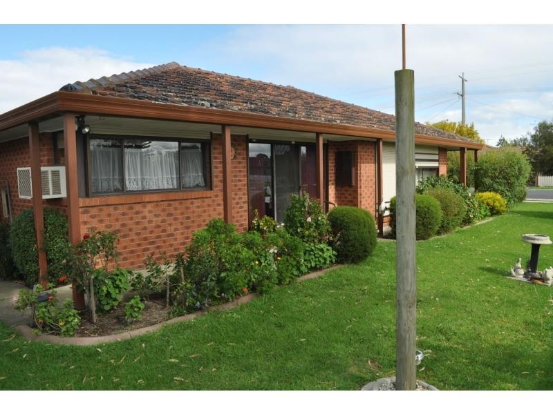 31 Sybella Avenue, Koo Wee Rup VIC 3981