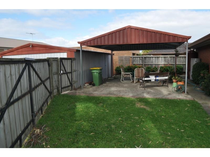 31 Sybella Avenue, Koo Wee Rup VIC 3981