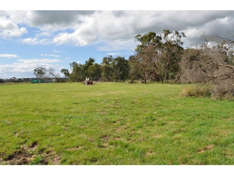 Lot 2 North Yannathan Road, Modella VIC 3816