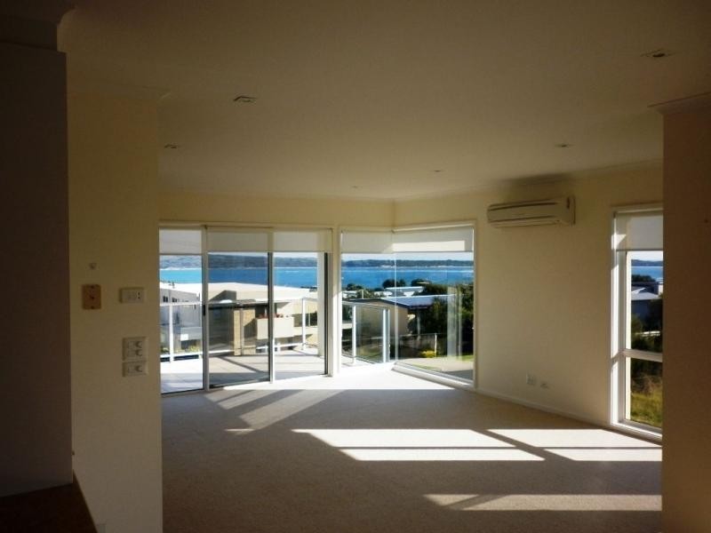 1/33 Shetland Heights Road, San Remo VIC 3925