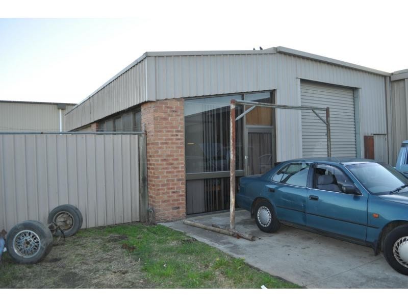 124 Denhams Road, Koo Wee Rup VIC 3981