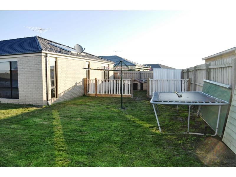40 Bailey Boulevard, Koo Wee Rup VIC 3981