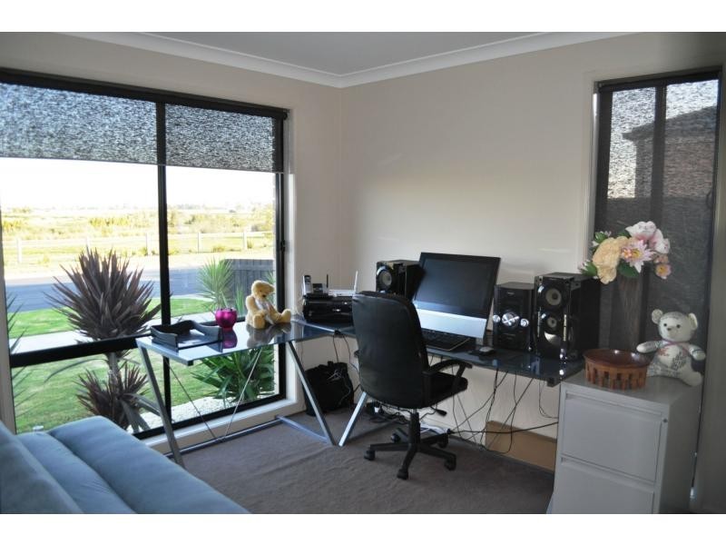 40 Bailey Boulevard, Koo Wee Rup VIC 3981