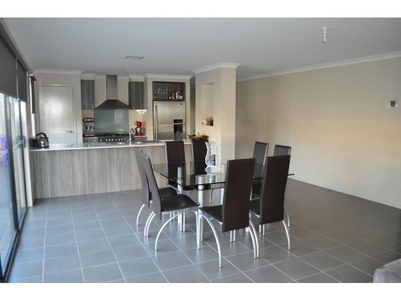 40 Bailey Boulevard, Koo Wee Rup VIC 3981