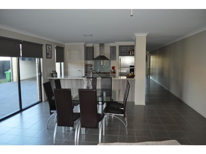 40 Bailey Boulevard, Koo Wee Rup VIC 3981