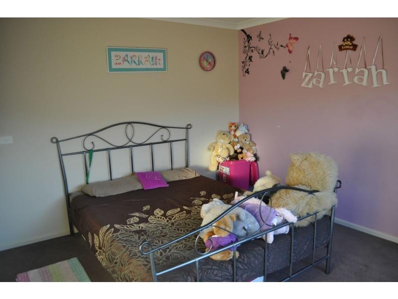 40 Bailey Boulevard, Koo Wee Rup VIC 3981