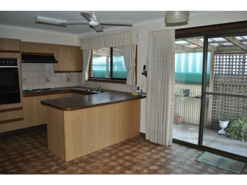 Unit 4/15 Mickle Street, Koo Wee Rup VIC 3981