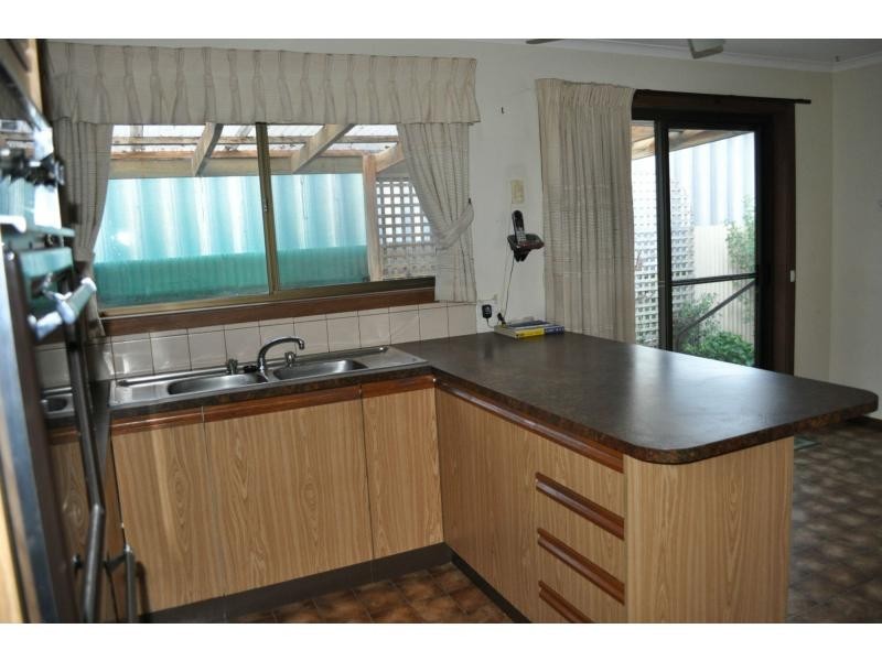 Unit 4/15 Mickle Street, Koo Wee Rup VIC 3981