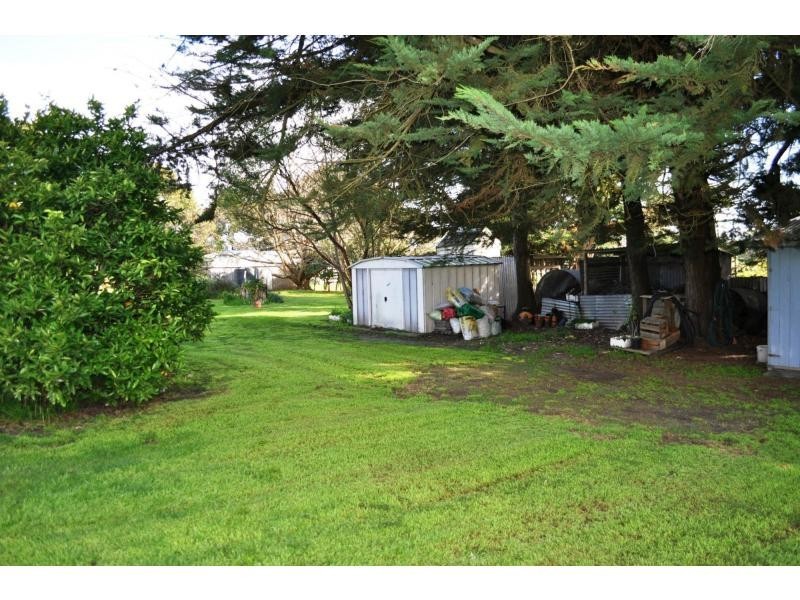 9 Pioneer Road, Lang Lang VIC 3984