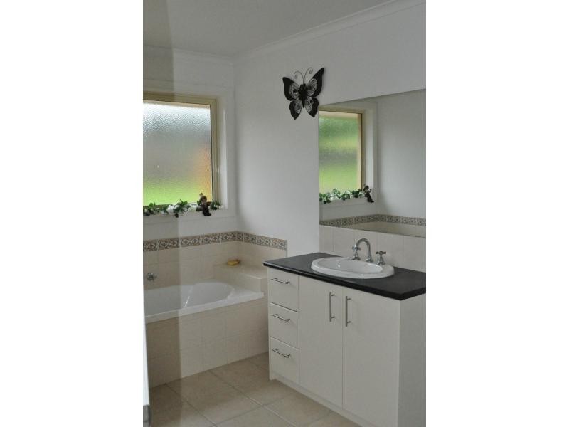 75 Berrys Road, Nyora VIC 3987