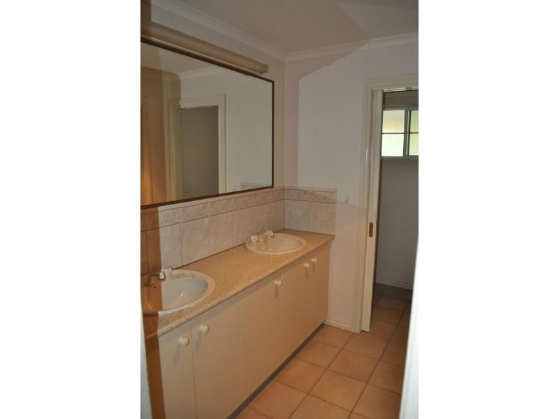 1120 McDonalds Track, Nyora VIC 3987