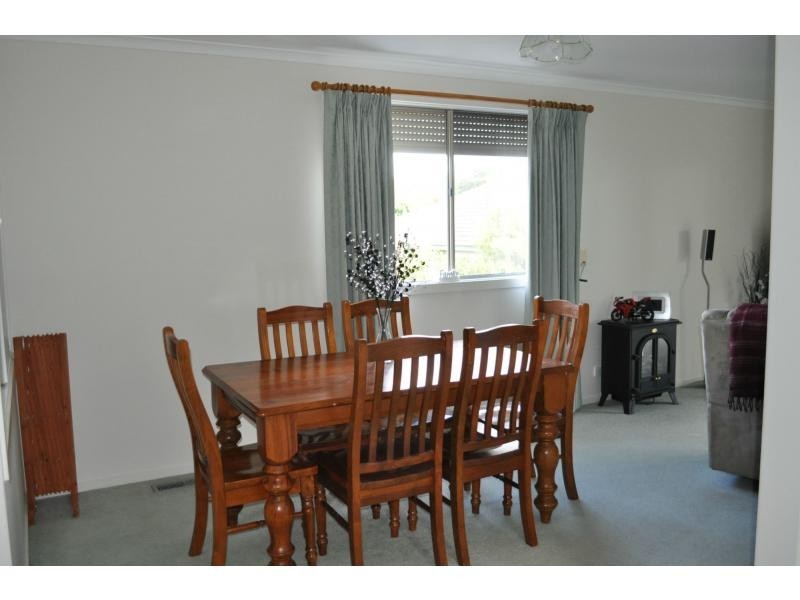 2 Fisher Terrace, Lang Lang VIC 3984