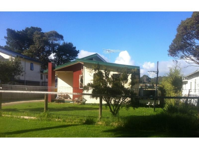 18 Frederick Drive, Grantville VIC 3984