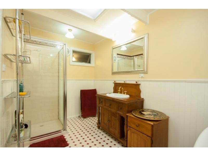 27 Hatchs Road, Nyora VIC 3987