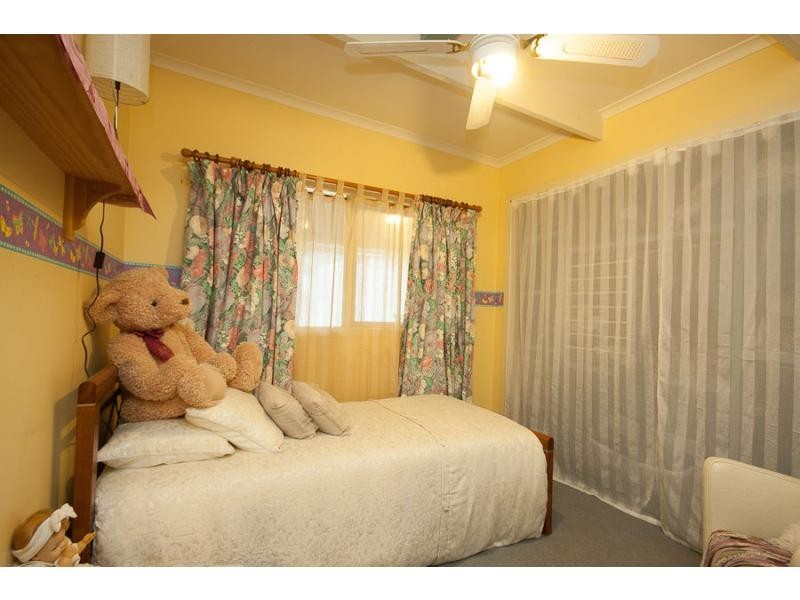 27 Hatchs Road, Nyora VIC 3987