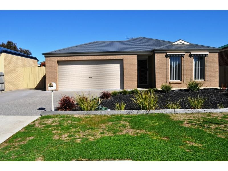 7 Thom Road, Lang Lang VIC 3984