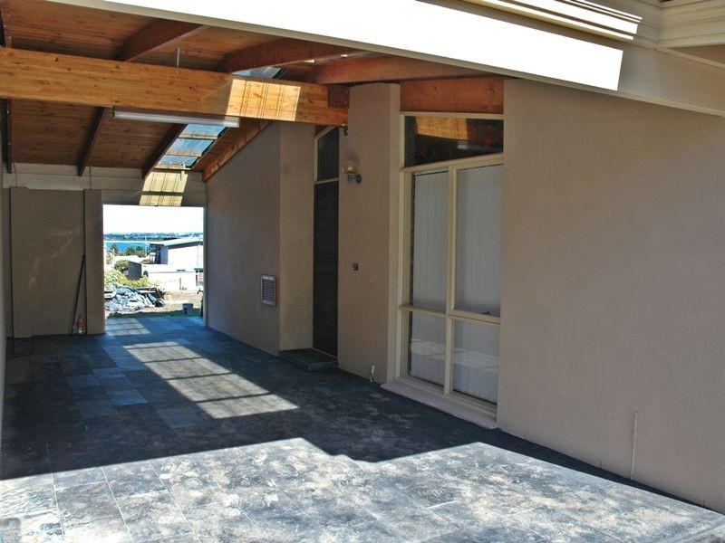 5 Wonthaggi Crescent, San Remo VIC 3925