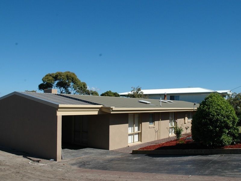 5 Wonthaggi Crescent, San Remo VIC 3925