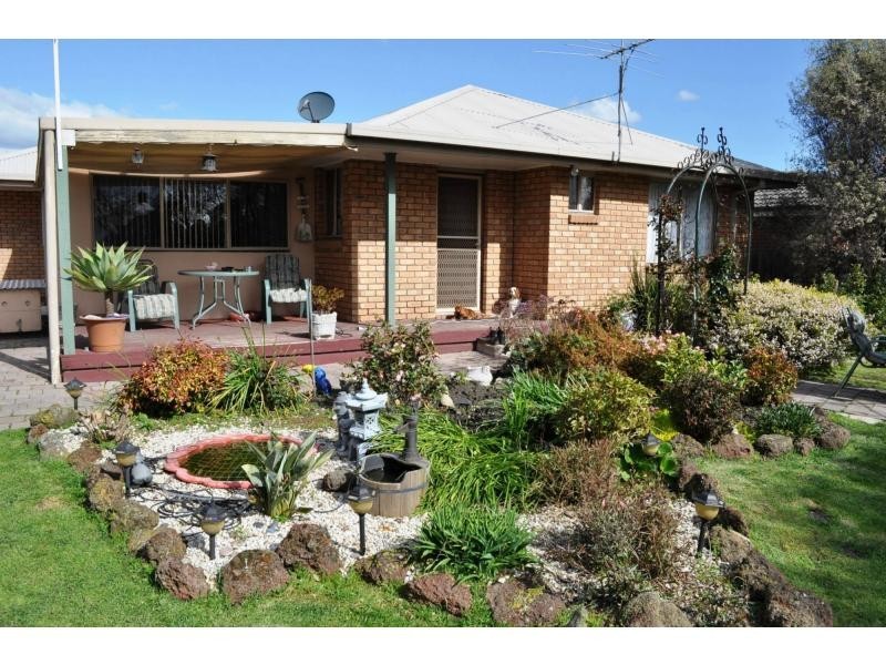 21 Grange Court, Koo Wee Rup VIC 3981