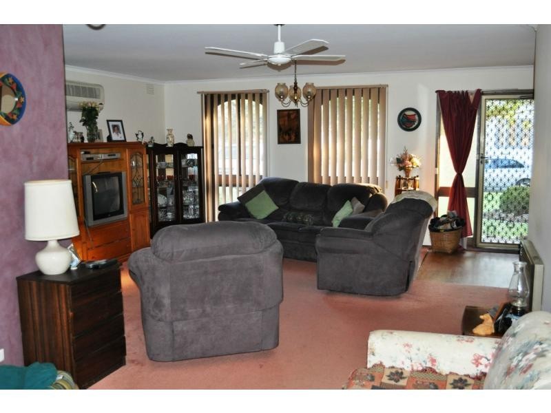 4 Oldbury Street, Lang Lang VIC 3984