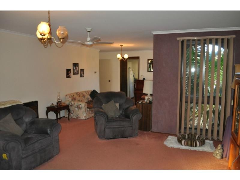 4 Oldbury Street, Lang Lang VIC 3984