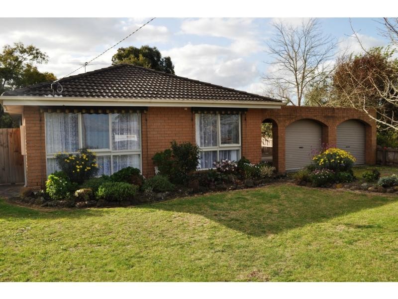 215 Westernport Road, Lang Lang VIC 3984