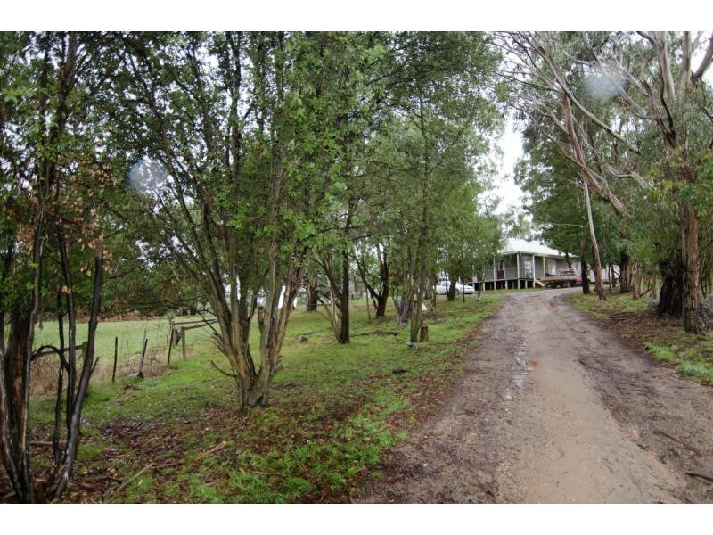 175 Henrys Road, Nyora VIC 3987