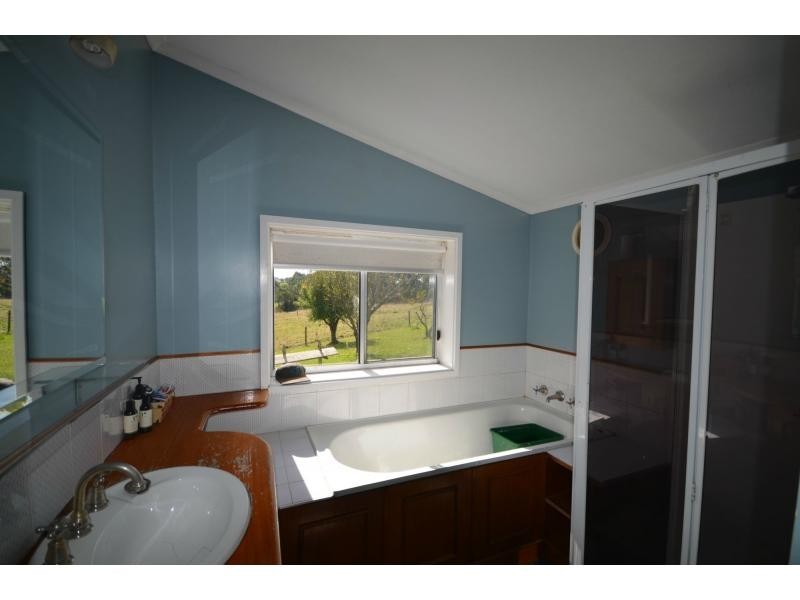 175 Henrys Road, Nyora VIC 3987