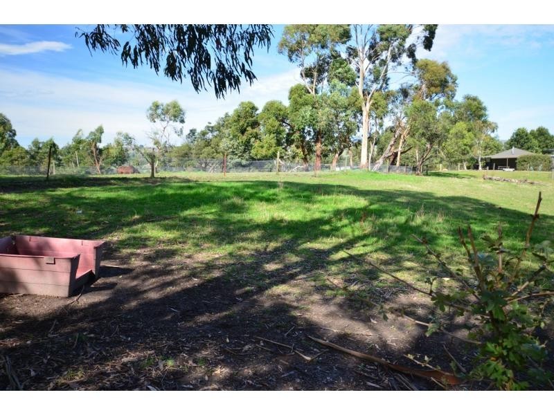 175 Henrys Road, Nyora VIC 3987