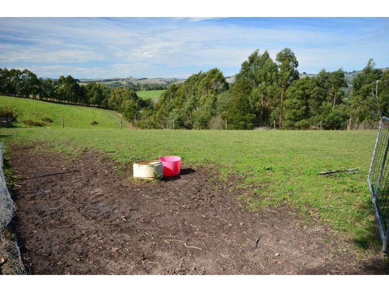 175 Henrys Road, Nyora VIC 3987