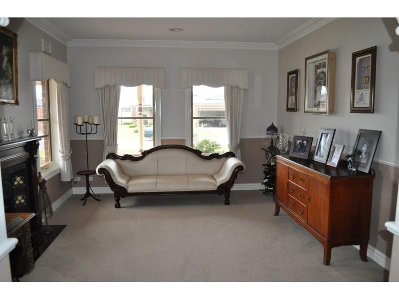 8 Townley Road, Koo Wee Rup VIC 3981