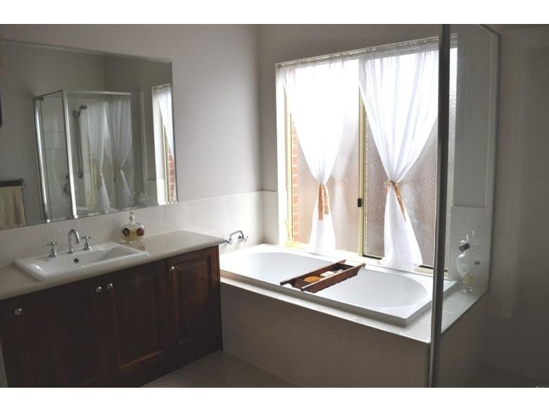 8 Townley Road, Koo Wee Rup VIC 3981