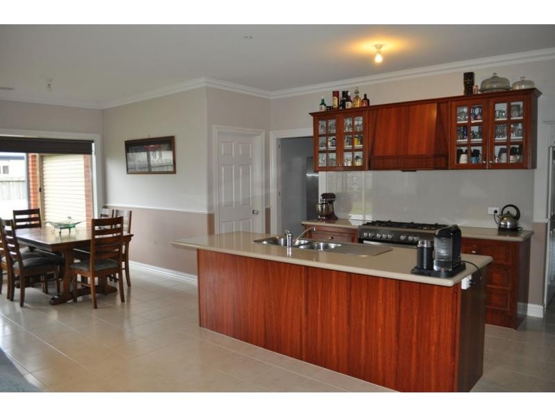 8 Townley Road, Koo Wee Rup VIC 3981