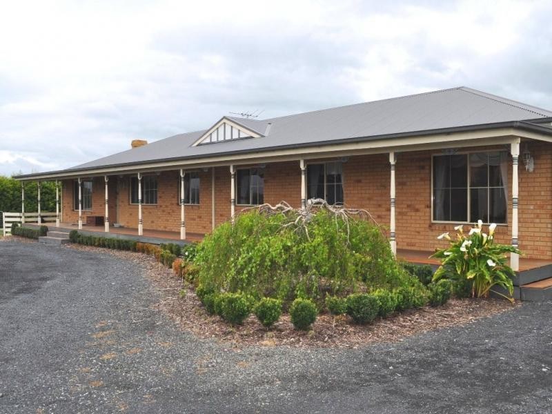 25 Supreme Close, Koo Wee Rup VIC 3981