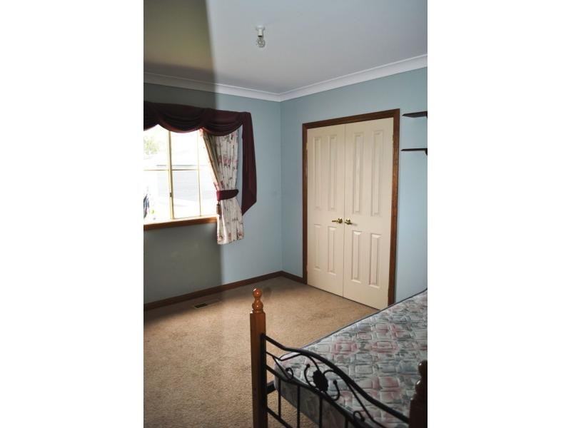25 Supreme Close, Koo Wee Rup VIC 3981