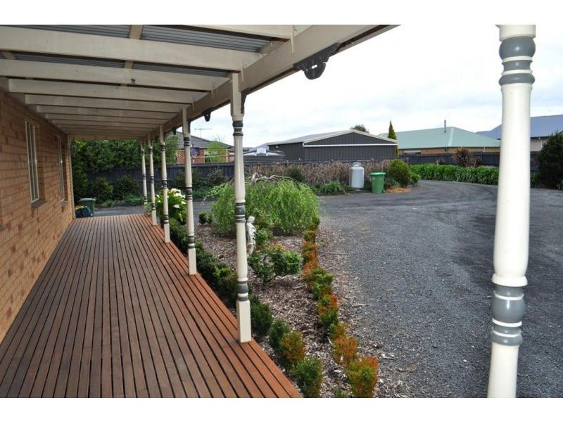 25 Supreme Close, Koo Wee Rup VIC 3981