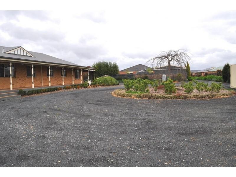 25 Supreme Close, Koo Wee Rup VIC 3981