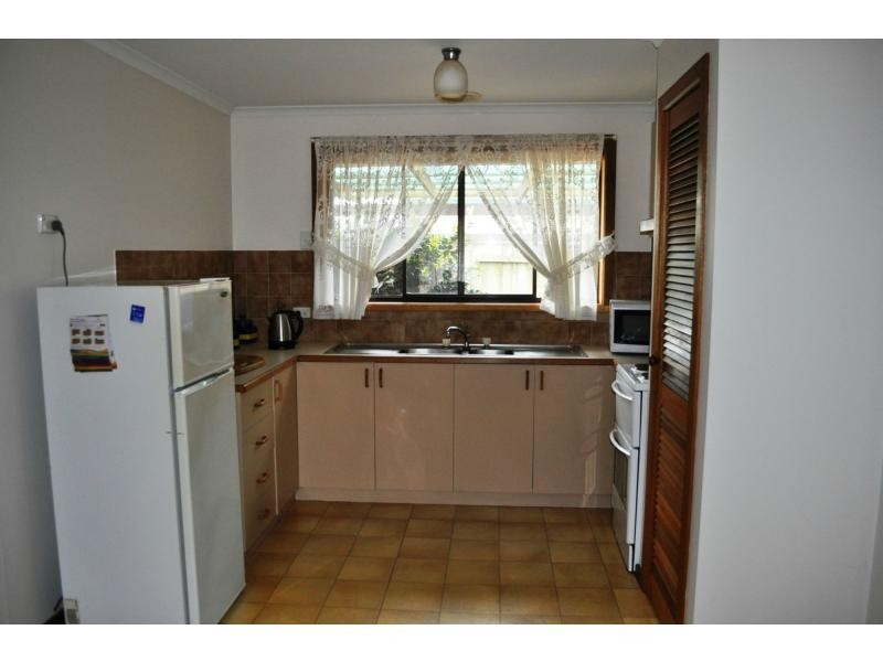 Unit 2/11 Blackfish Drive, Koo Wee Rup VIC 3981